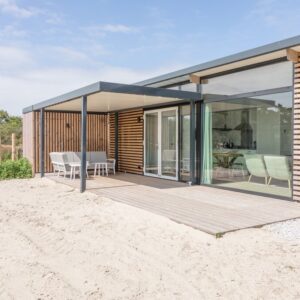 Roompot Ameland in Hollum op het eiland Ameland - lastminuteswaddeneilanden.nl